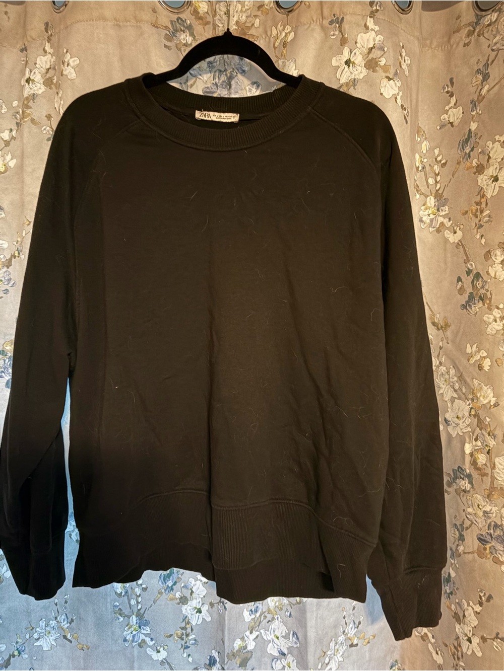 ZARA Women’s Black Crewneck Sweater